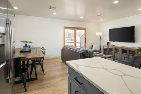 Near Downtown Stylish 2Br With Amazing Patio - 6 Villa Moab Exteriör bild